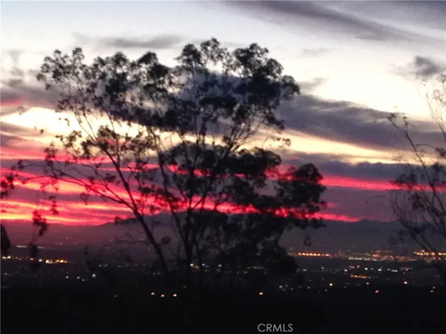 14797 Sunrise Hill Road, Riverside, California 92508