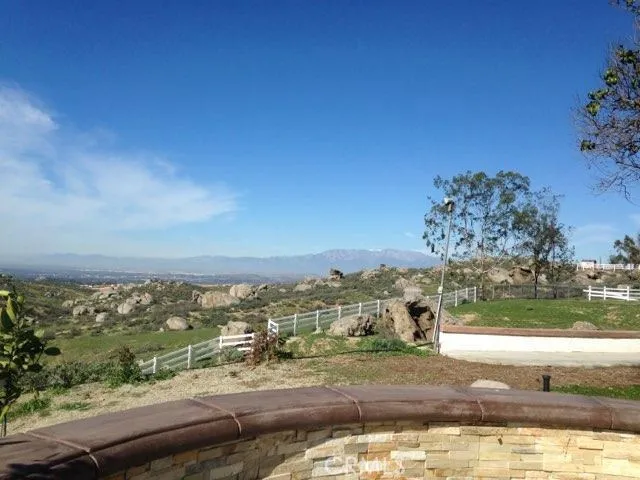 14797 Sunrise Hill Road, Riverside, California 92508