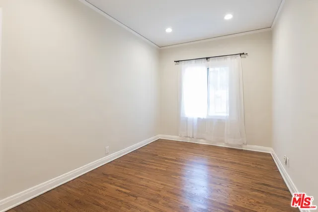 1202 S Cloverdale Avenue 1, Los Angeles, California 90019