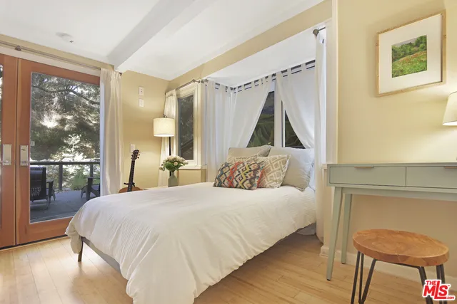 1178 N Topanga Canyon, Topanga, California 90290