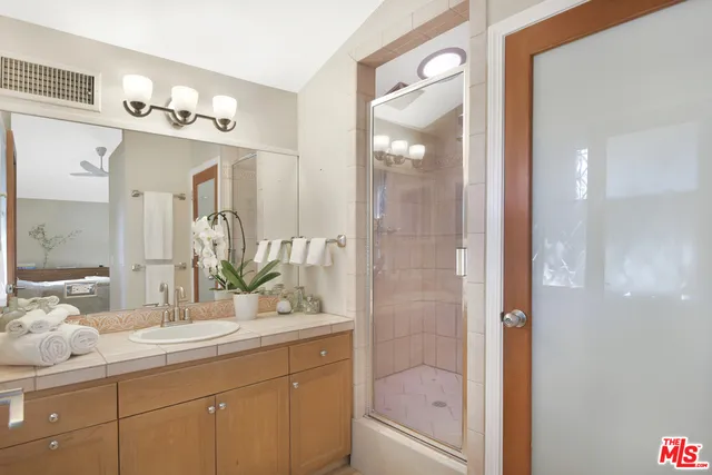 1178 N Topanga Canyon, Topanga, California 90290