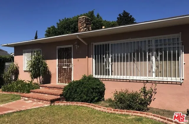 6532 Brynhurst Avenue, Los Angeles, California 90043
