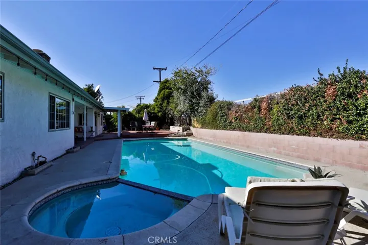 658 E 39th Street, San Bernardino, California 92404
