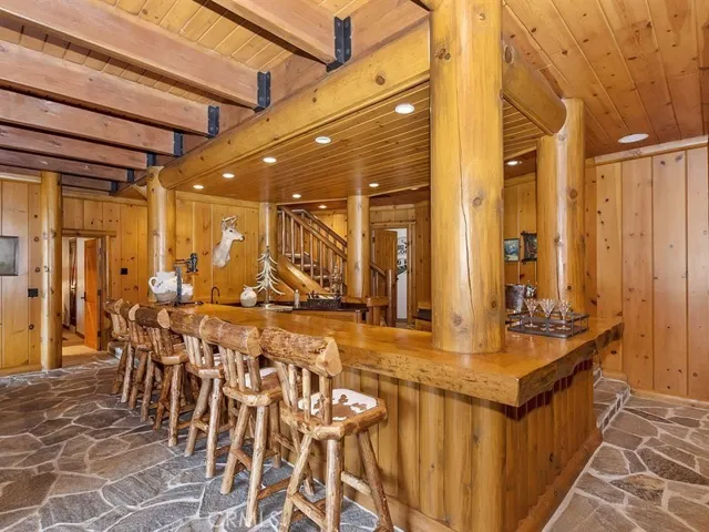 364 Golf Course Road, Lake Arrowhead, California 92352
