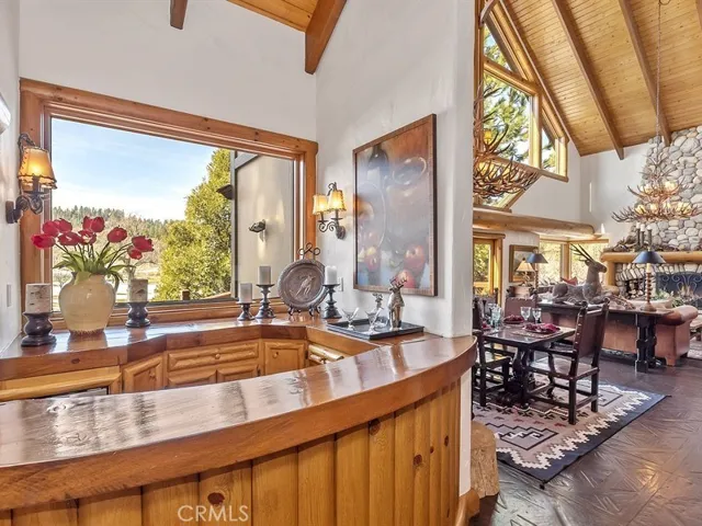 364 Golf Course Road, Lake Arrowhead, California 92352