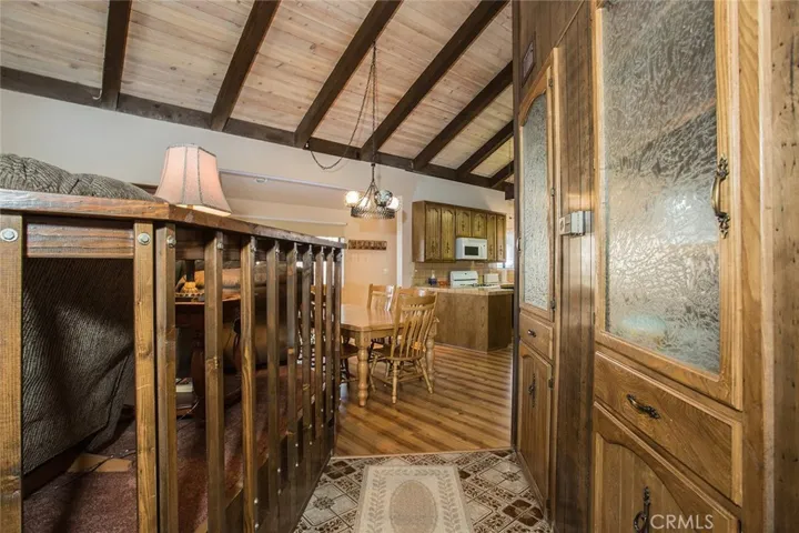 42527 Juniper Drive, Big Bear, California 92315