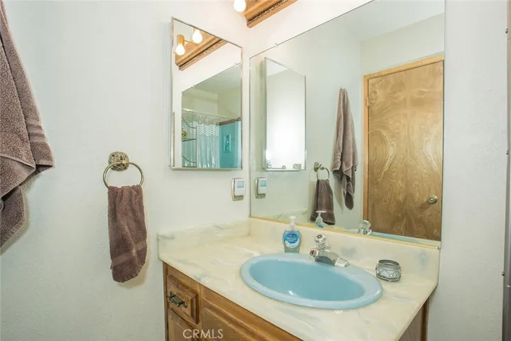 42527 Juniper Drive, Big Bear, California 92315