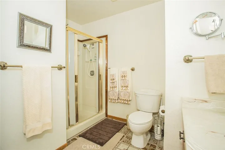 42527 Juniper Drive, Big Bear, California 92315