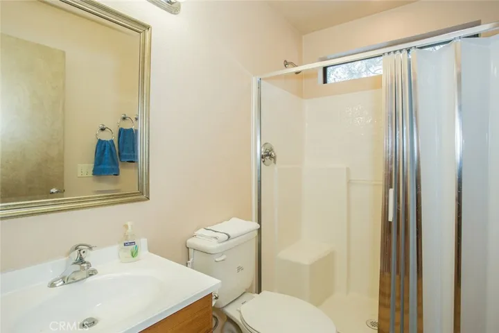 42527 Juniper Drive, Big Bear, California 92315