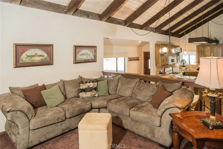 42527 Juniper Drive, Big Bear, California 92315
