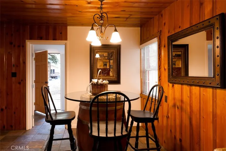 312 W Fairway Boulevard, Big Bear, California 92314