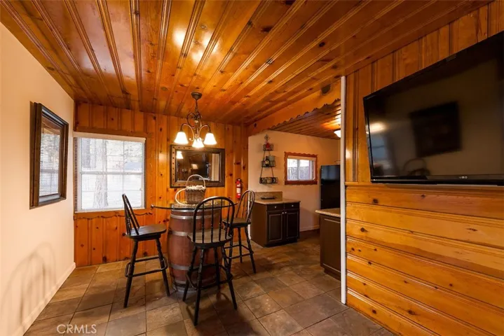 312 W Fairway Boulevard, Big Bear, California 92314