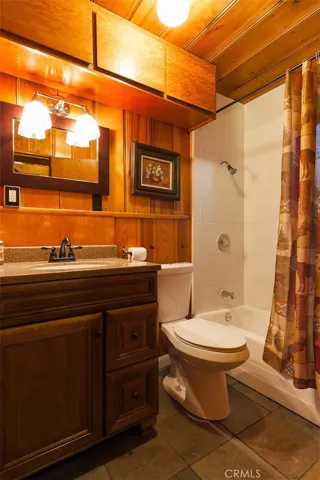312 W Fairway Boulevard, Big Bear, California 92314