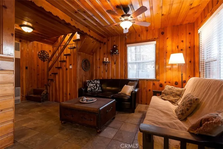 312 W Fairway Boulevard, Big Bear, California 92314