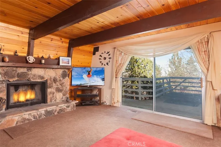 519 Villa Grove Avenue, Big Bear, California 92314