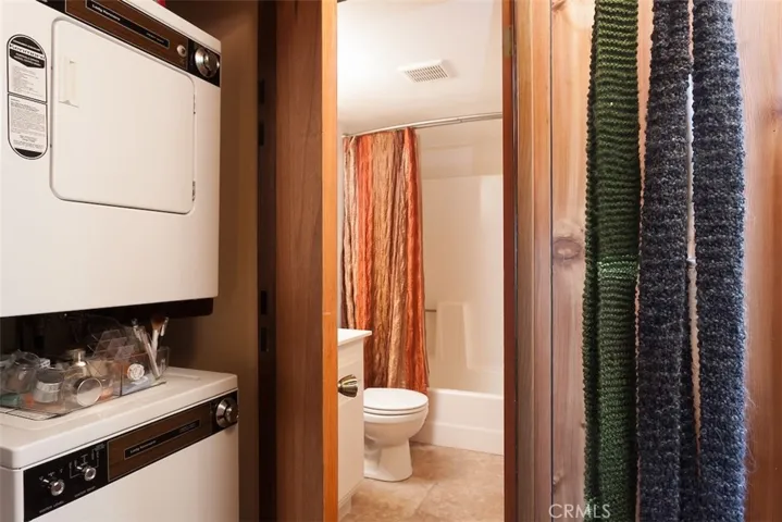 519 Villa Grove Avenue, Big Bear, California 92314