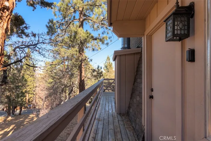 519 Villa Grove Avenue, Big Bear, California 92314