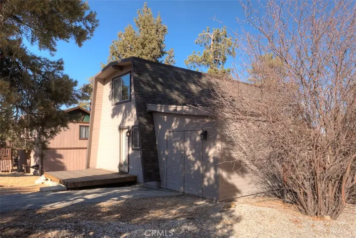 519 Villa Grove Avenue, Big Bear, California 92314
