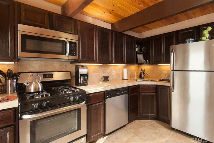 519 Villa Grove Avenue, Big Bear, California 92314