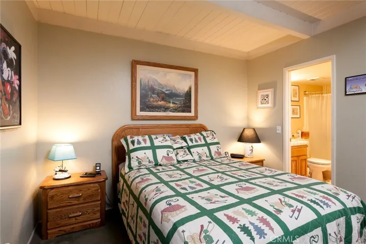 41910 Evergreen Drive, Big Bear, California 92315