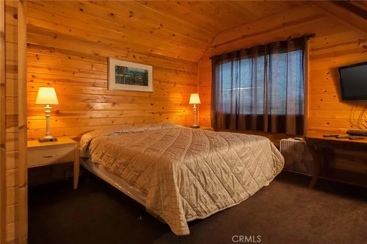 728 Paine Road, Big Bear, California 92315
