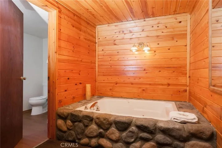 728 Paine Road, Big Bear, California 92315