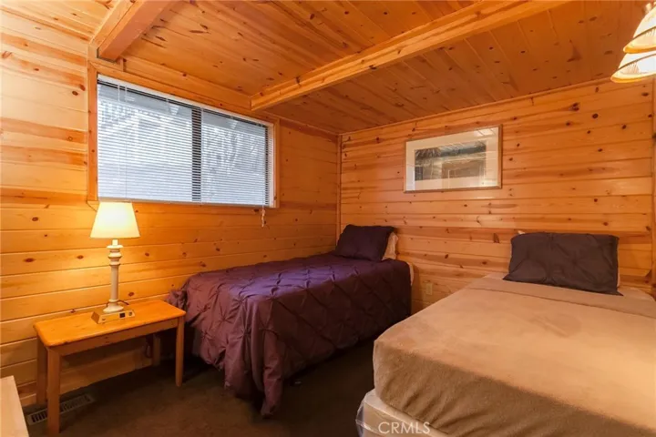 728 Paine Road, Big Bear, California 92315