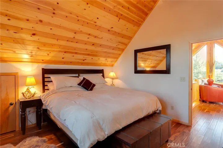 607 Villa Grove Avenue, Big Bear, California 92314