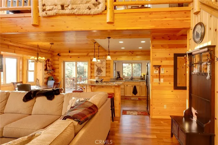 607 Villa Grove Avenue, Big Bear, California 92314