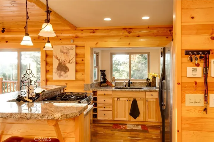 607 Villa Grove Avenue, Big Bear, California 92314