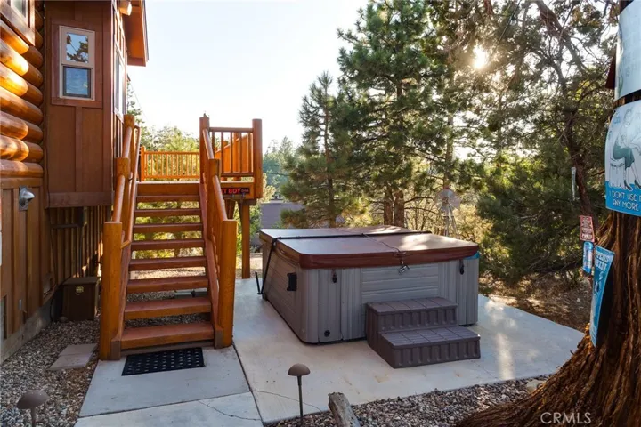 607 Villa Grove Avenue, Big Bear, California 92314