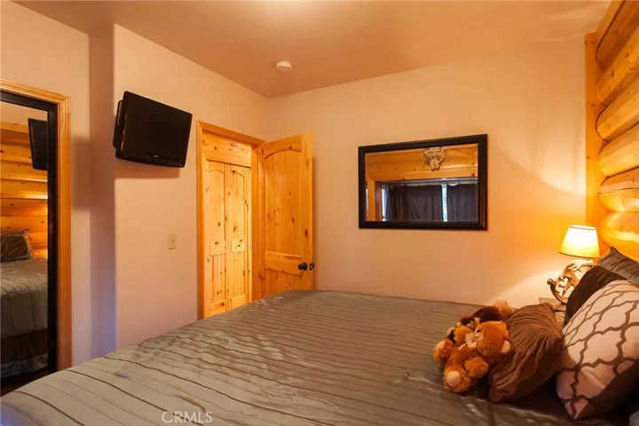 607 Villa Grove Avenue, Big Bear, California 92314