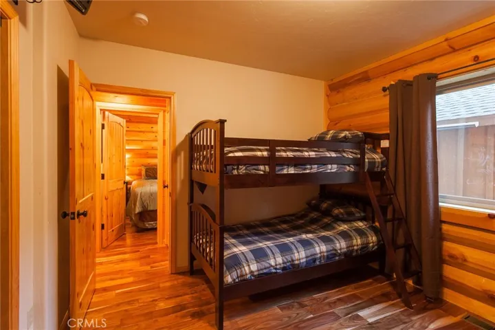 607 Villa Grove Avenue, Big Bear, California 92314