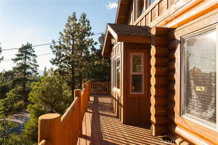607 Villa Grove Avenue, Big Bear, California 92314