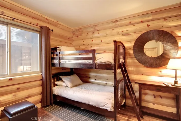 607 Villa Grove Avenue, Big Bear, California 92314