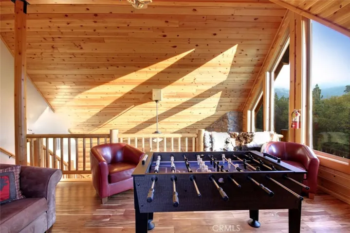 607 Villa Grove Avenue, Big Bear, California 92314