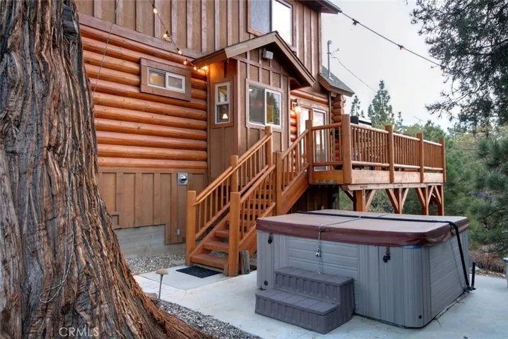 607 Villa Grove Avenue, Big Bear, California 92314