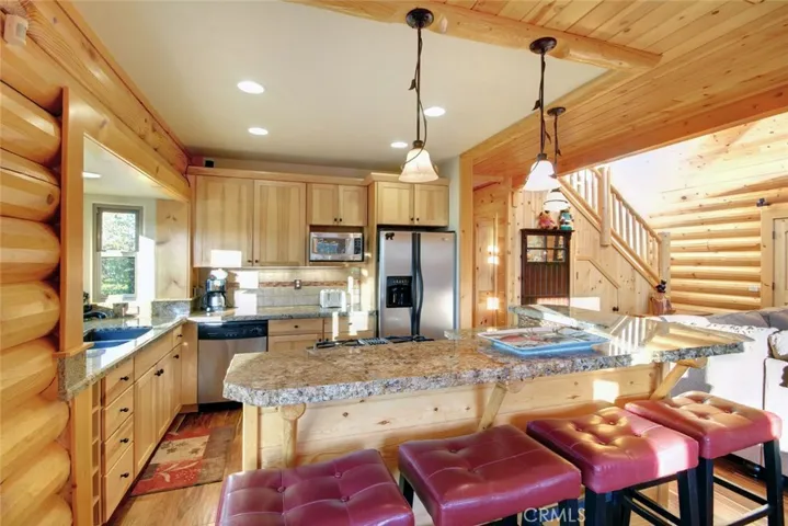 607 Villa Grove Avenue, Big Bear, California 92314