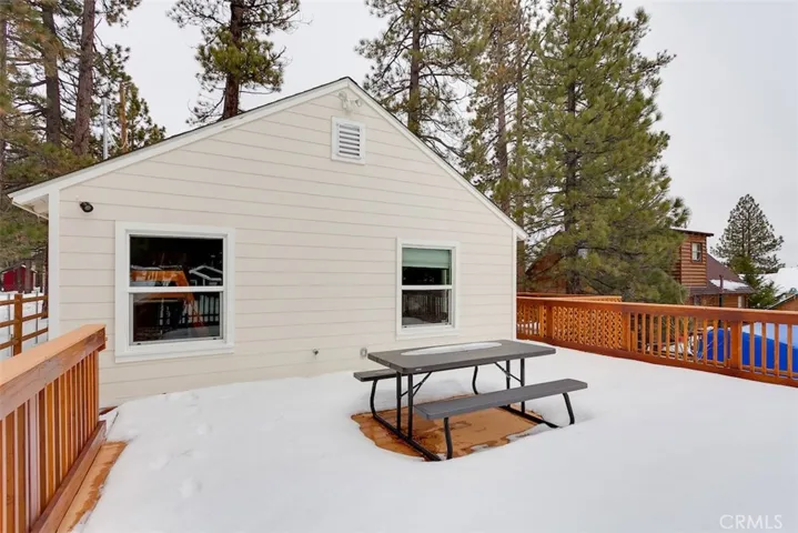 39401 Willow Landing, Big Bear, California 92315