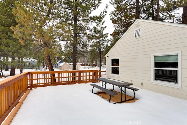 39401 Willow Landing, Big Bear, California 92315