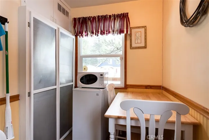 39401 Willow Landing, Big Bear, California 92315
