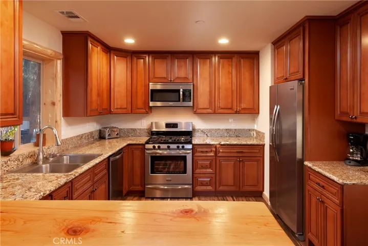 1249 Juniper Drive, Big Bear, California 92315