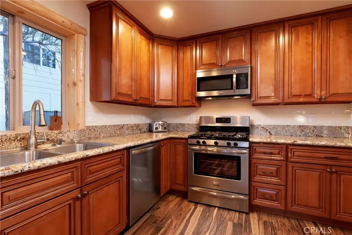 1249 Juniper Drive, Big Bear, California 92315