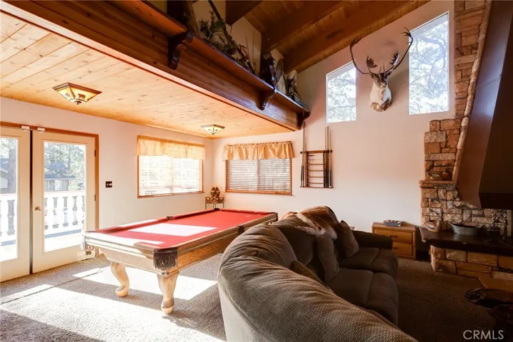 39534 Lake Drive, Big Bear, California 92315
