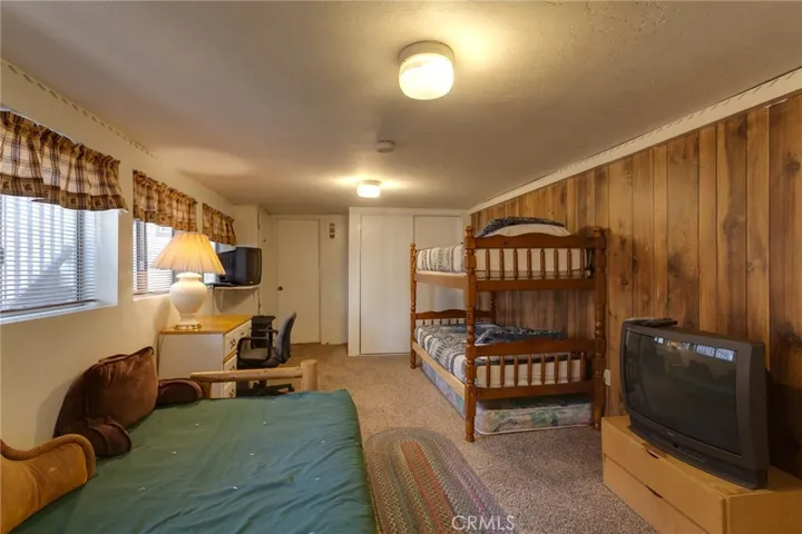 39534 Lake Drive, Big Bear, California 92315