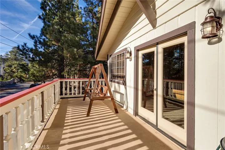 39534 Lake Drive, Big Bear, California 92315