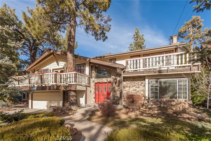 39534 Lake Drive, Big Bear, California 92315