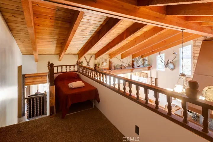 39534 Lake Drive, Big Bear, California 92315