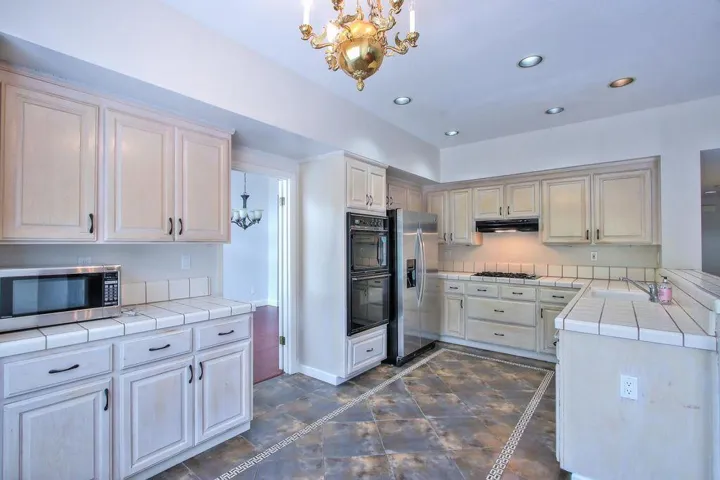 11907 Woodhill Court, Cupertino, California 95014