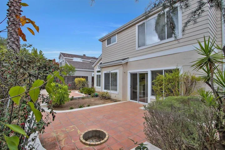 11907 Woodhill Court, Cupertino, California 95014